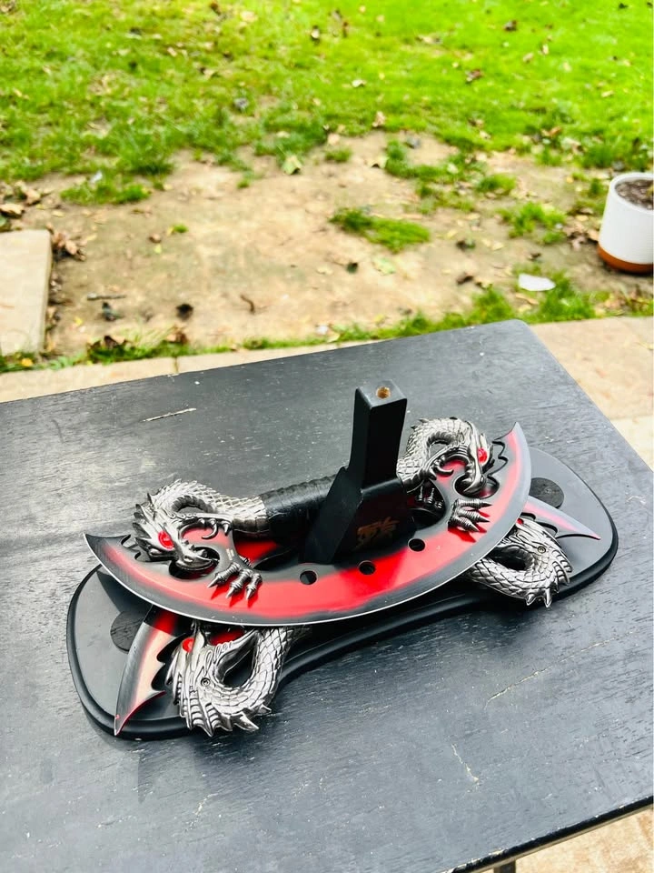 Pair of Fantasy Dragon Decorative Axes + Display Stand - photo 3