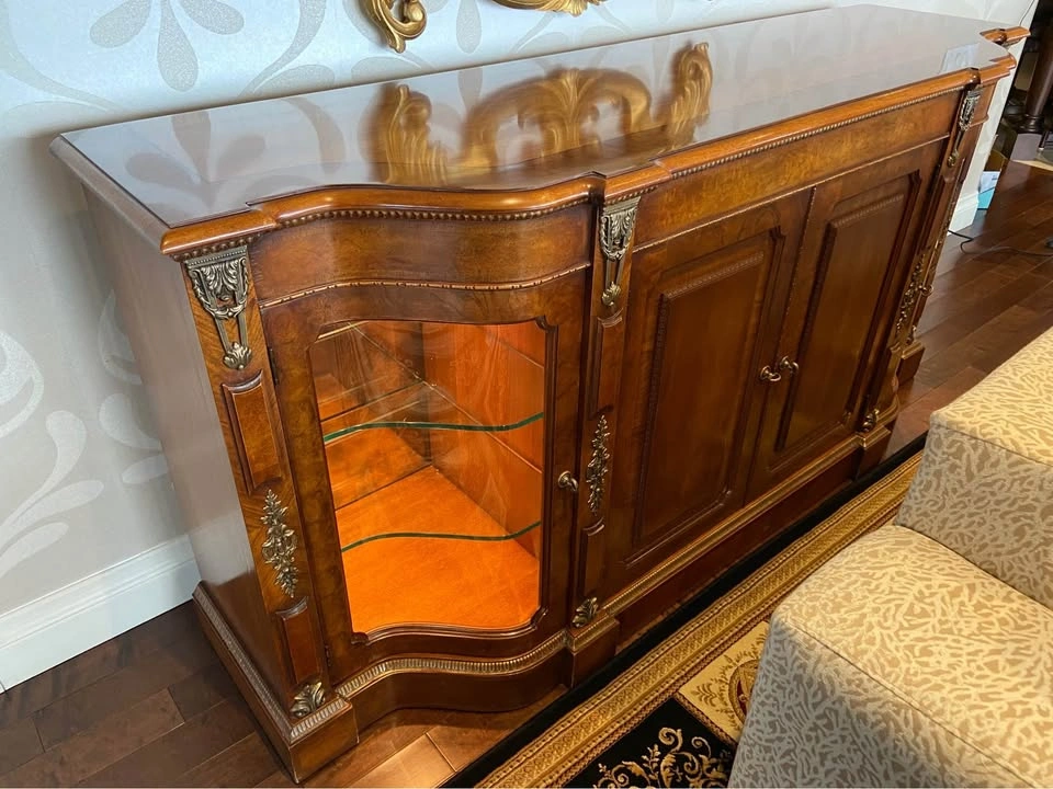 Henredon Grand Provenance Buffet - photo 2