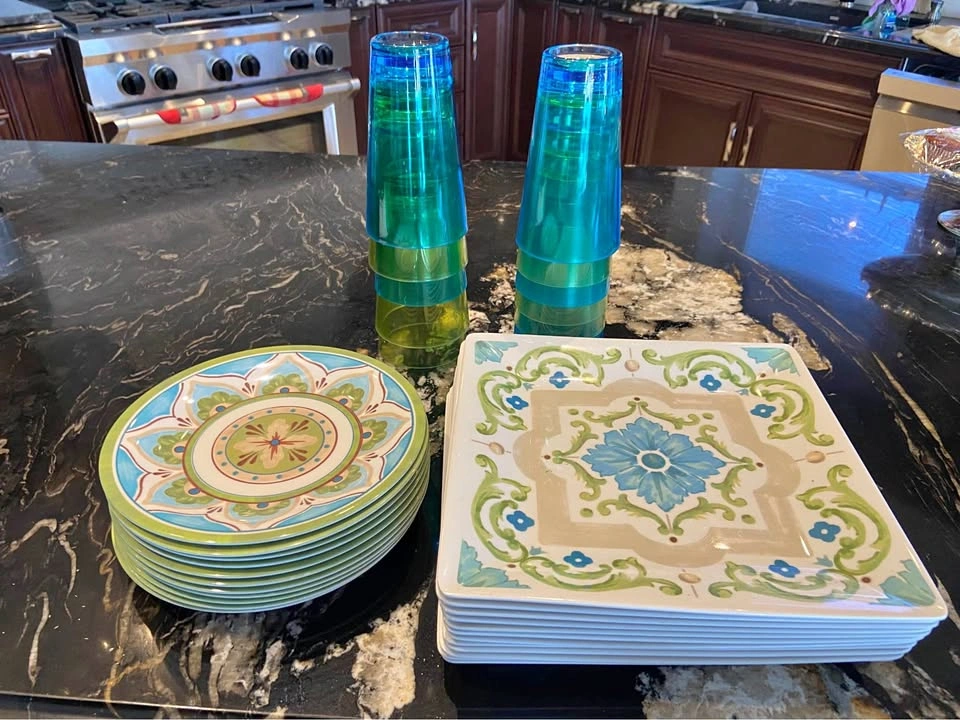 Bowring outdoor Dinnerware Set for 12