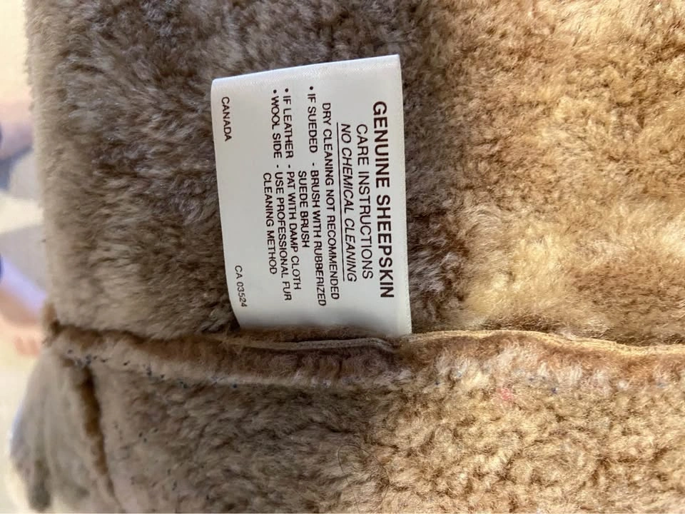 Sheepskin coat women’s large - photo 5