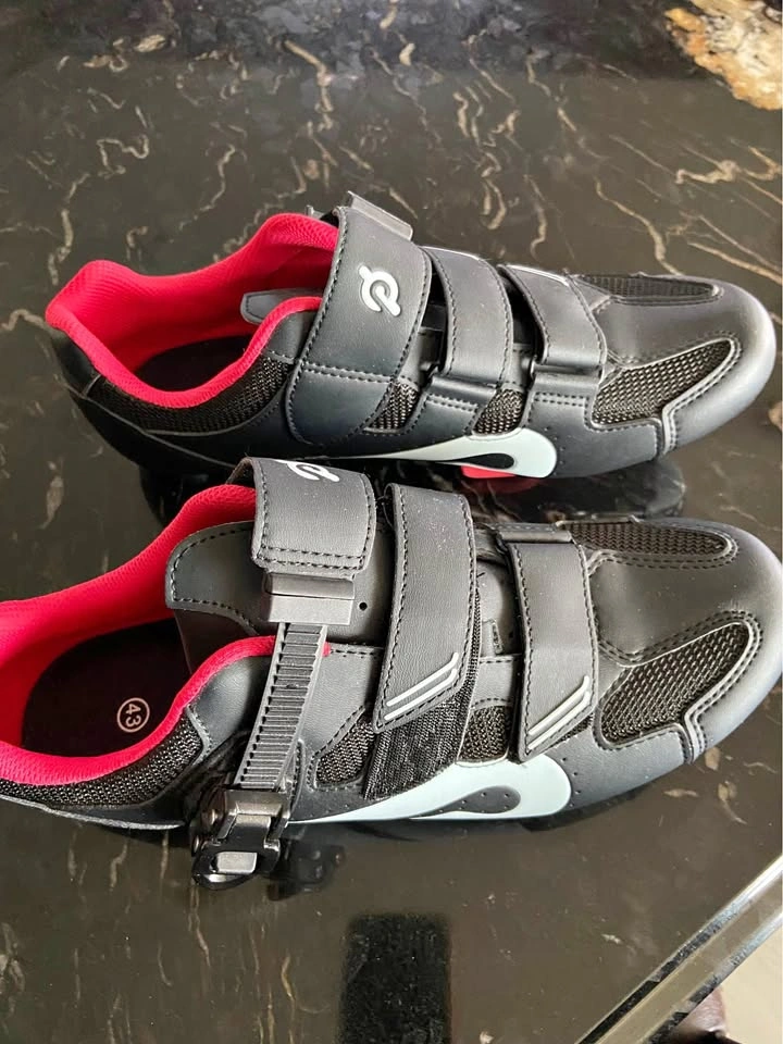 Peloton cycling shoes