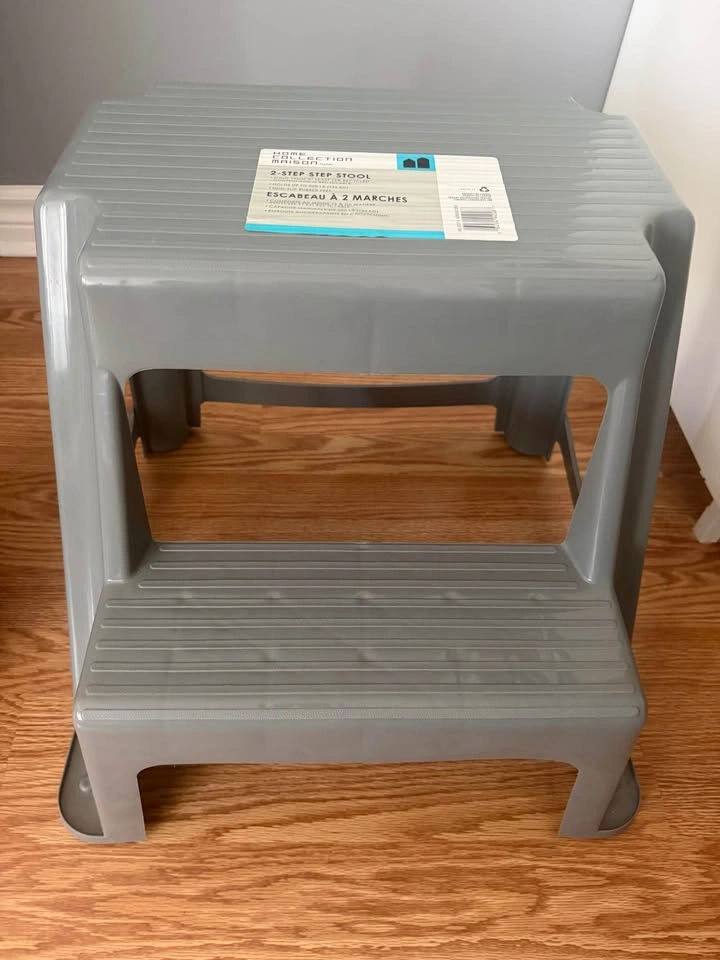 2-step stool, foldable storage ottoman, and trash bin - photo 4
