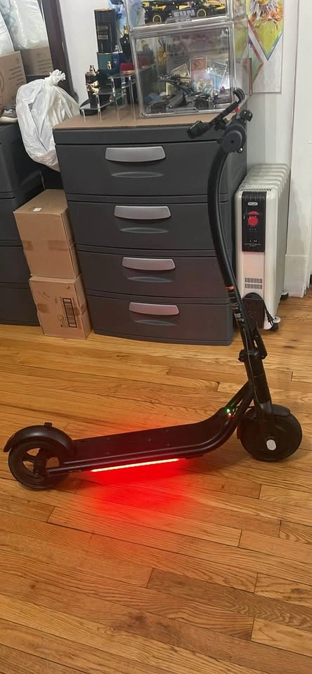 Jetson Ember Folding Electric Scooter - Bluetooth & LED Lights - photo 2