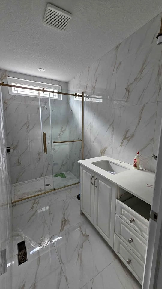 White Bathroom Vanity with brandnew Sink and quartz counter