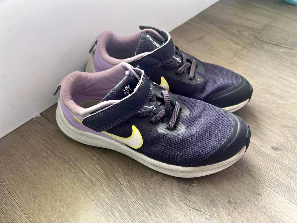 Nike Star Runner 3 Kids' Shoes Size 1Y Purple/Black