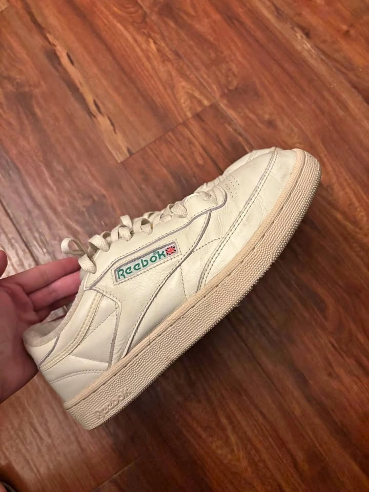 Reebok Classic Sneakers