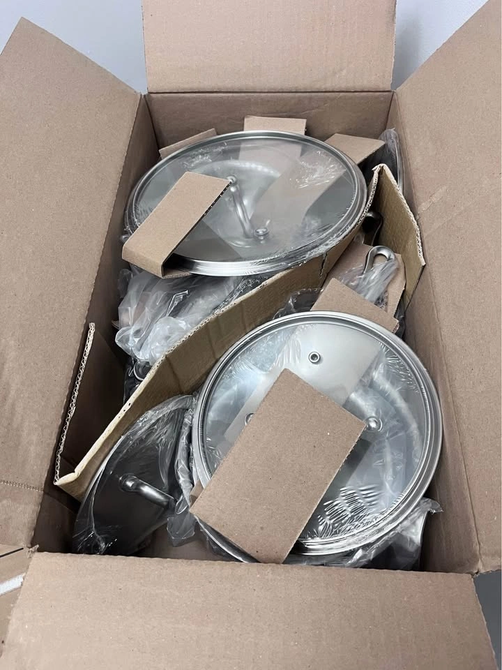 Brand New Sealed 10-Piece Cookware Set