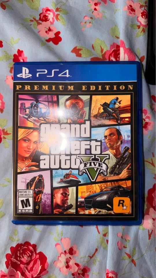 Sony PlayStation 4 Slim 1TB with Controller and GTA V - photo 3
