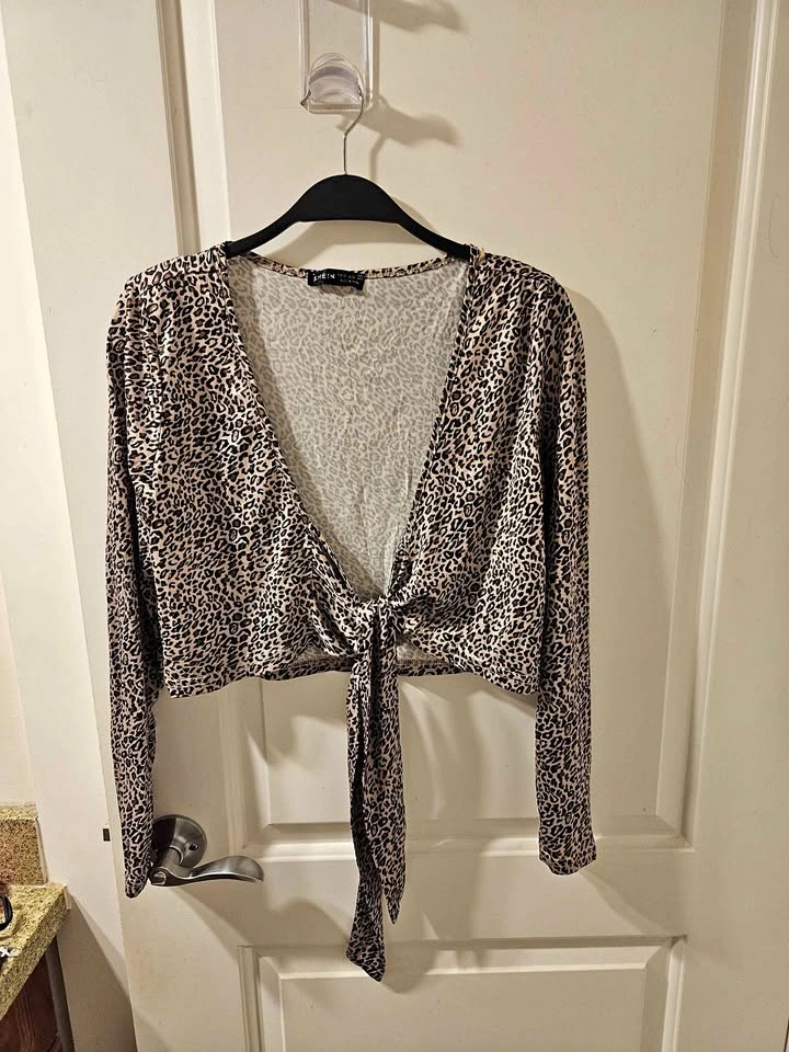 SHEIN Women's Crop Top Leopard Print Long Sleeve Tie Up XS