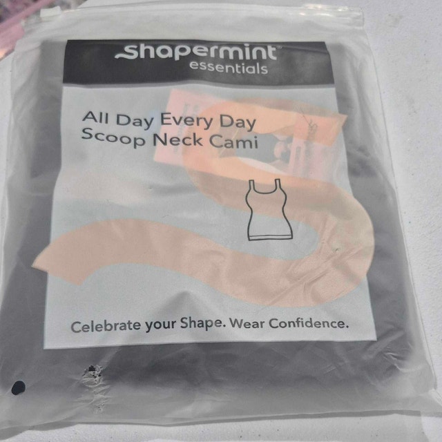 Shapermint Scoop Neck Cami