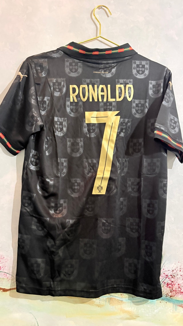 Puma Portugal Ronaldo Jersey-size S - photo 4