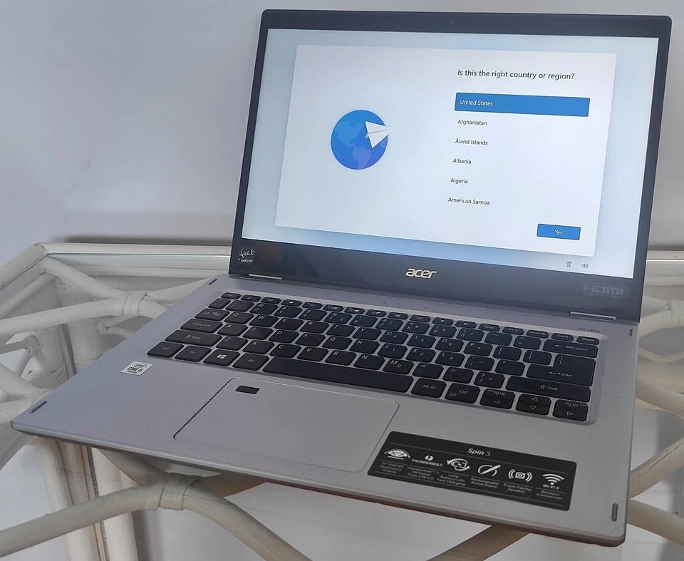 Refurbished 2-in-1 Laptop – Acer Spin 3 14”