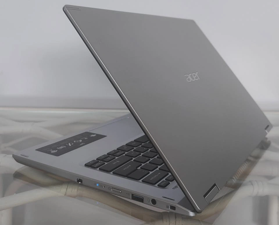 Refurbished 2-in-1 Laptop – Acer Spin 3 14” - photo 2