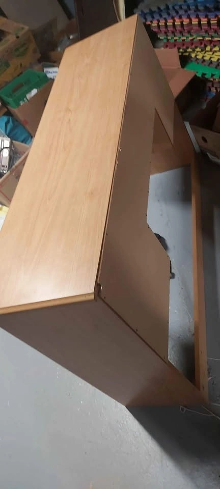 Computer desk