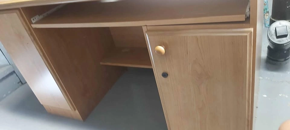 Computer desk - photo 3