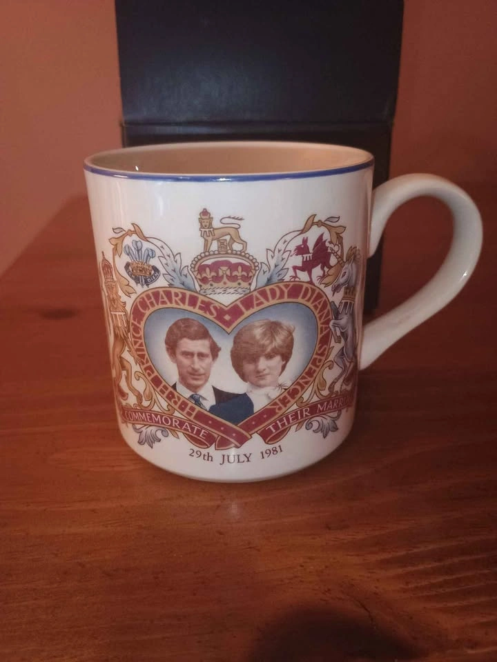 1981 Princess Diana Prince Charles Royal Wedding Mug NIB - photo 3