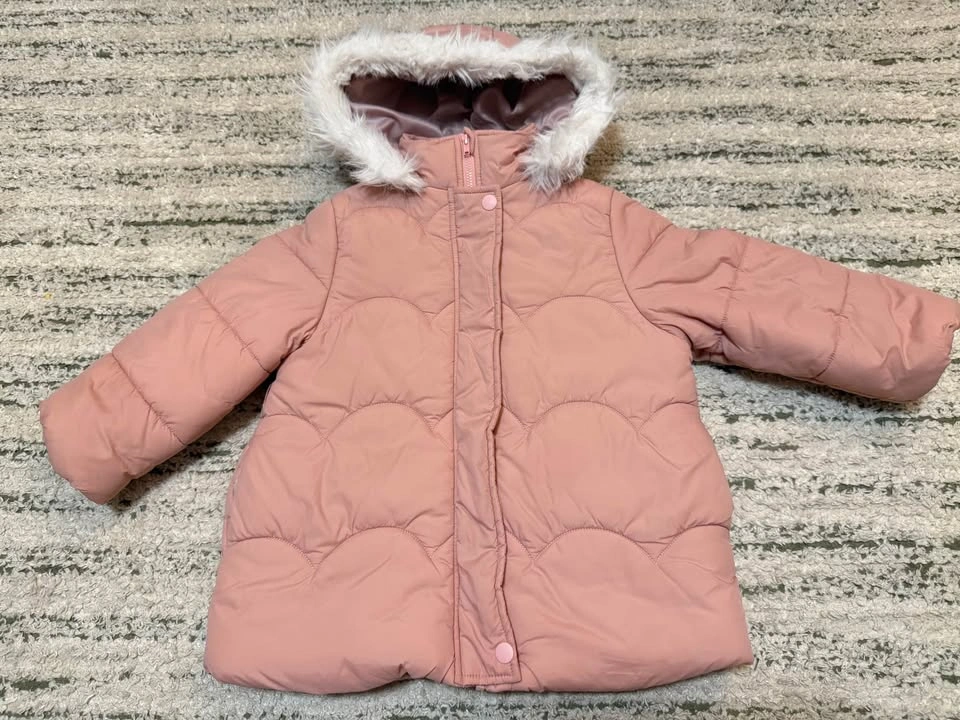 Girl's Winter/Fall Jacket size 4 $10 for both + Free Bag - photo 3