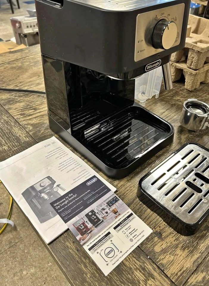De Longhi Stilosa Espresso Machine