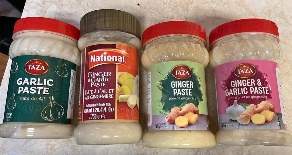 Various garlic and ginger pastes