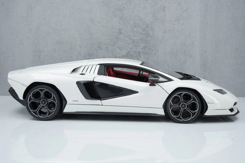 Lamborghini Countach LPI 800-4 1:18 Maisto Special Edition