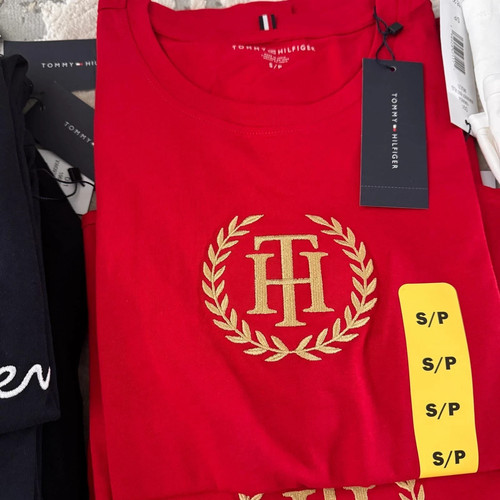 Tommy Hilfiger Women's T-Shirt - 3 Designs - NWT - photo 4