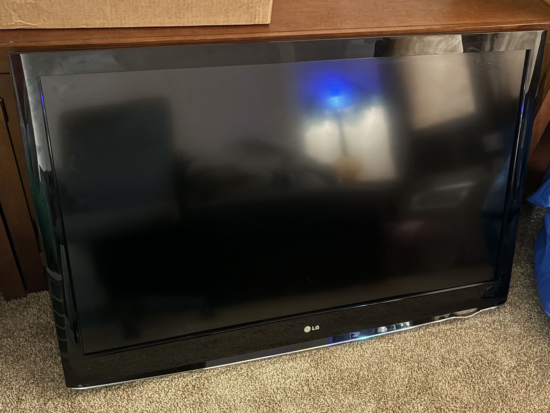LG 47” LCD TV FULL HD 1080p