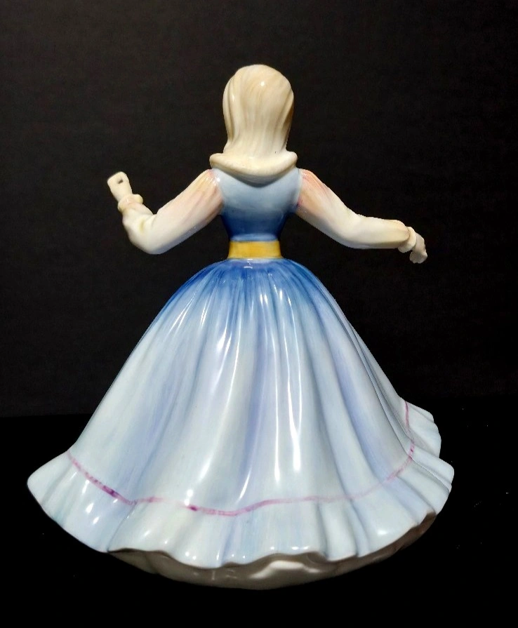 Royal Doulton “Jennifer” Figurine - photo 3