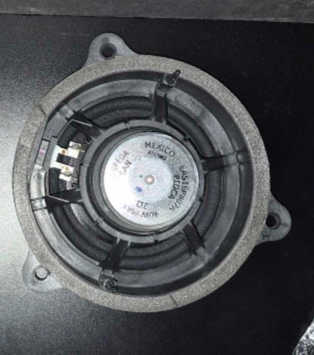 Speaker 281569FF0A Nissan OEM - photo 2