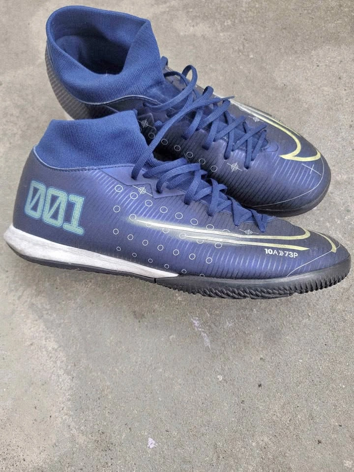 Nike Mercurial Superfly Indoor Soccer Shoes