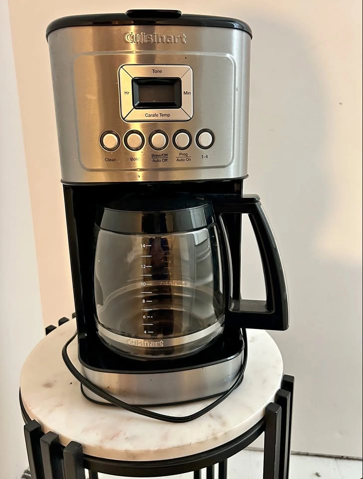 Cuisinart PerfecTemp 14-Cup Programmable Coffee Maker