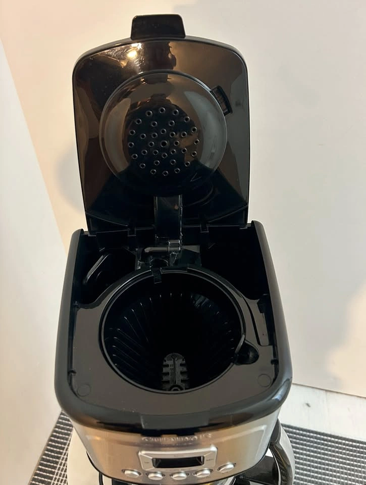 Cuisinart PerfecTemp 14-Cup Programmable Coffee Maker - photo 3