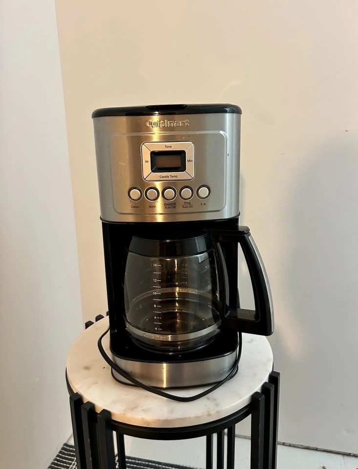 Cuisinart PerfecTemp 14-Cup Programmable Coffee Maker - photo 4