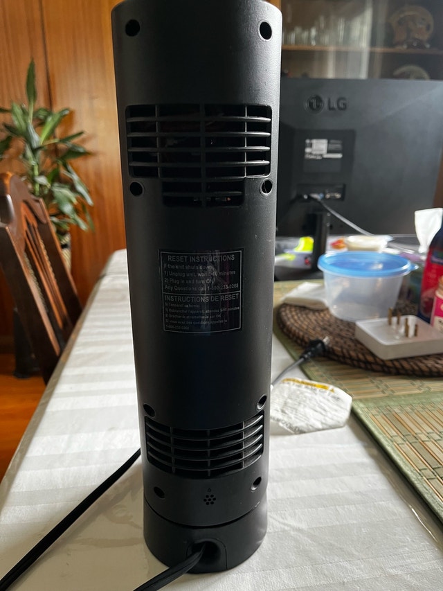 Lasko Ceramic Tower Heater - photo 3