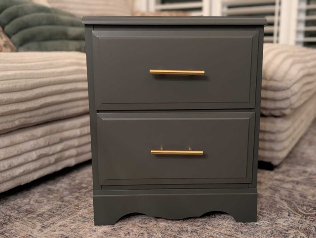 Set of 2 Beautiful Iron Ore Nightstands - photo 2