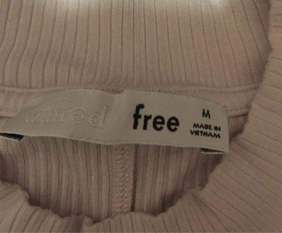 Wilfred free pink baby tee - photo 2