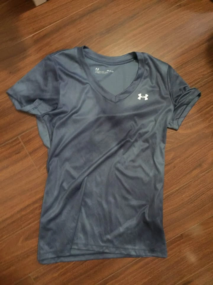 Under armour Active T shirts - photo 2