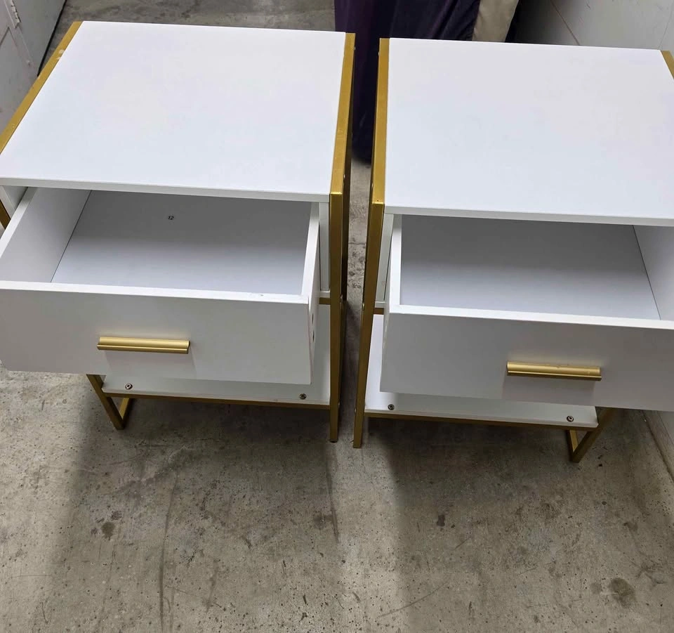 Set of 2 Modern White & Gold Nightstands / Side Tables - photo 2