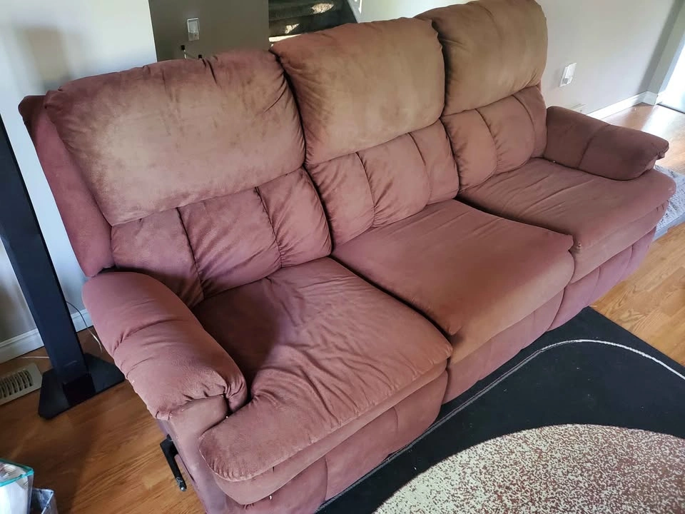 FOR SALE- Burgundy sofa and recliner - photo 2