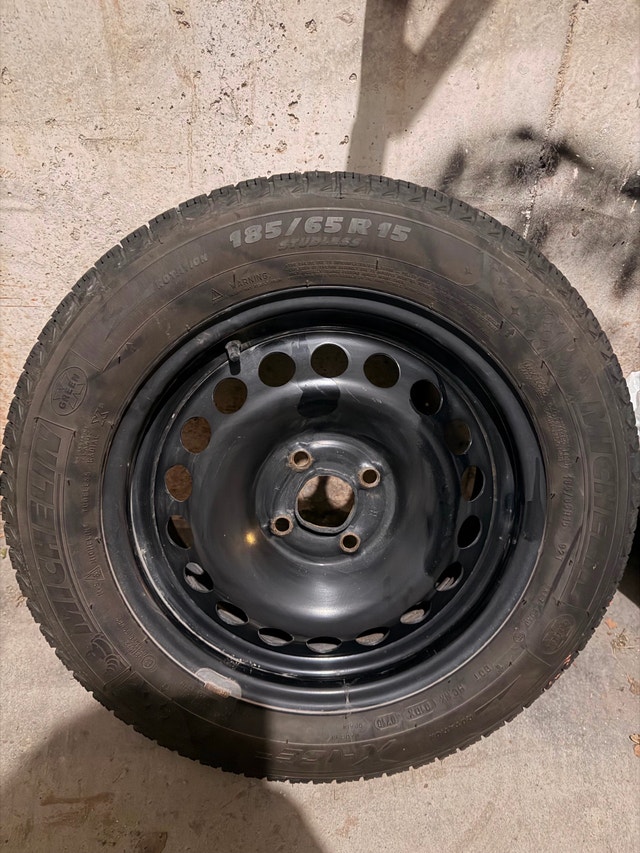 Set of 4 Winter Tires 15" With Rims 4-Lug - photo 3
