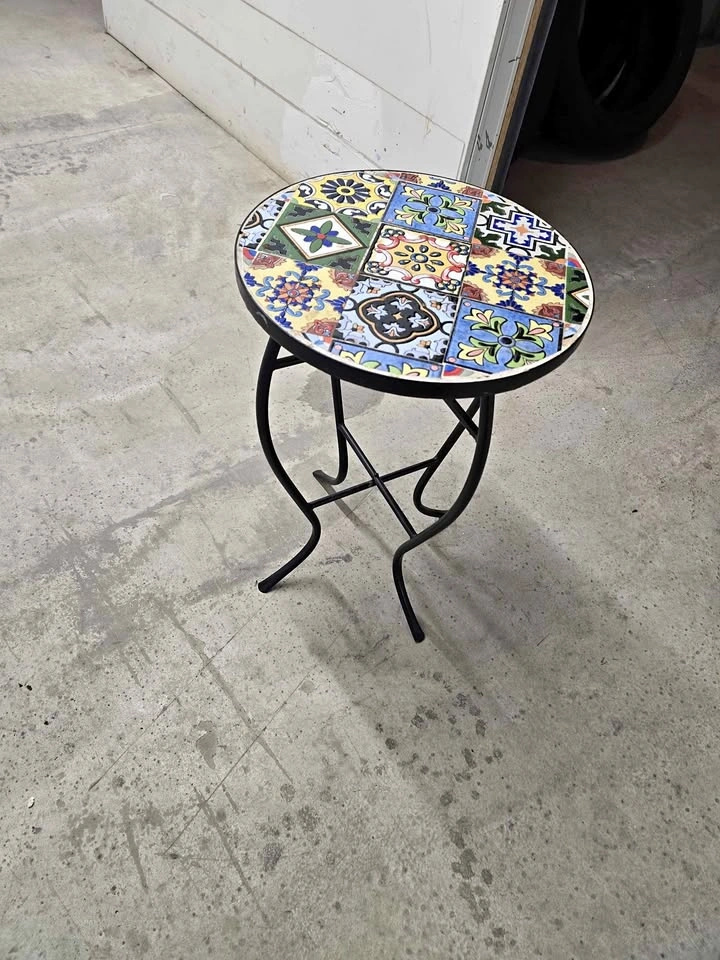 COFFE TABLE