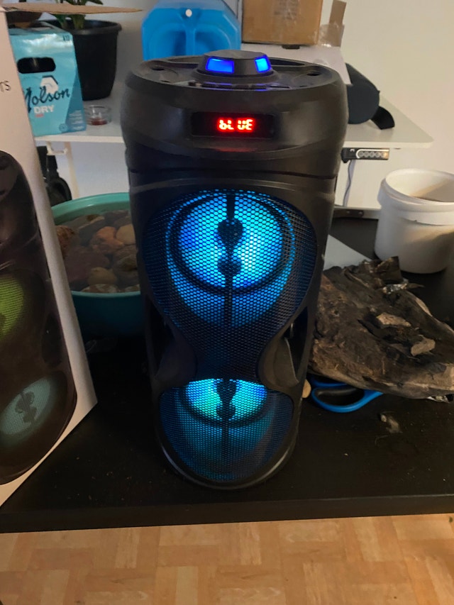 Proscan Bluetooth Speaker with LED lights - photo 2