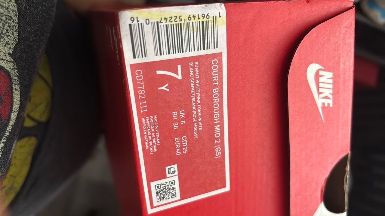 Nike sneakers - photo 4