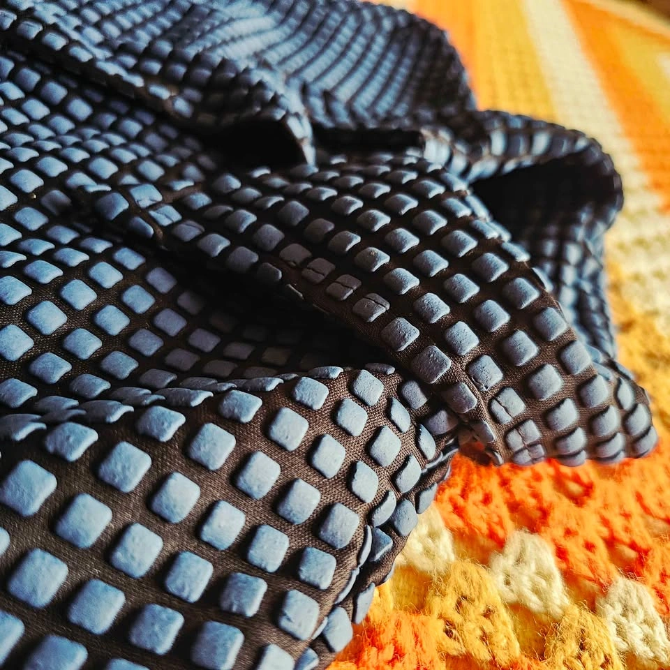 Vintage Y2K Cyberpunk Rave 3D Textured Grid Top Small - photo 3