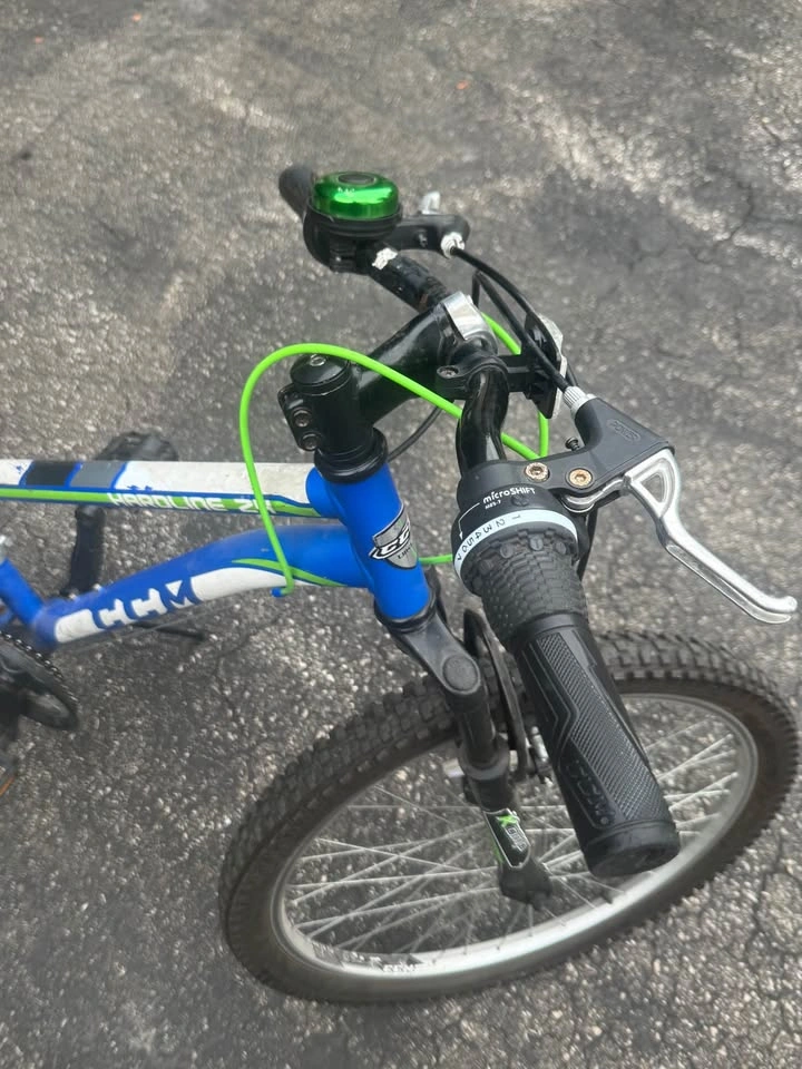 CCM Hardline 24 Mountain Bike - photo 4