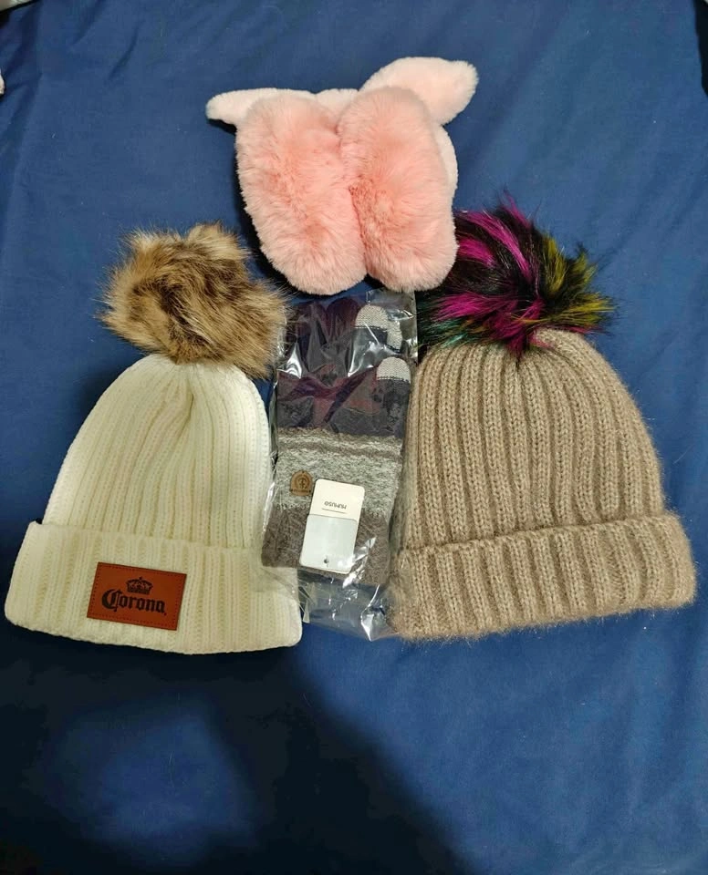 Winter Accessories Bundle – Hats, Gloves & Earmuffs