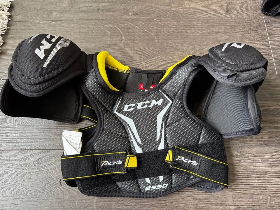 Hockey U7 Gear - photo 5