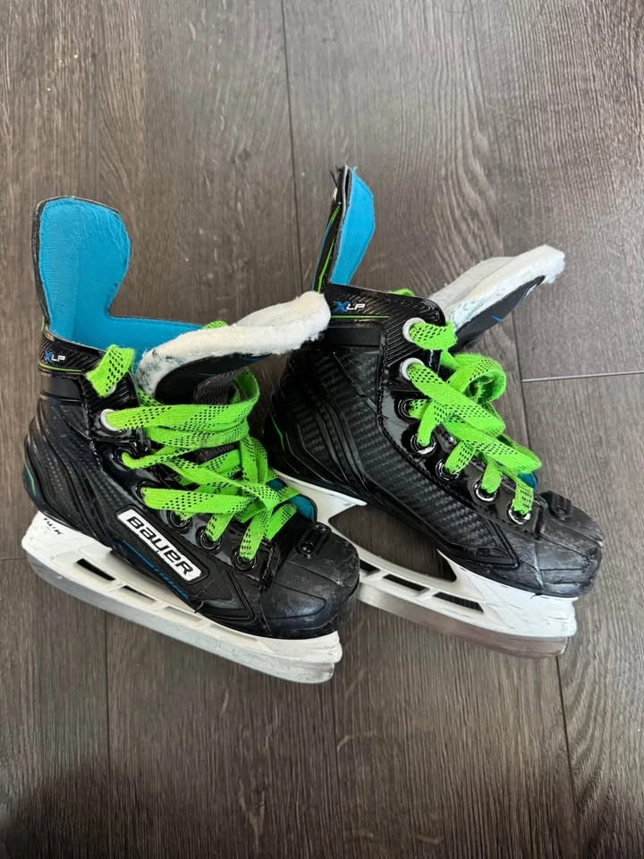 Bauer XLP hockey skates - photo 2