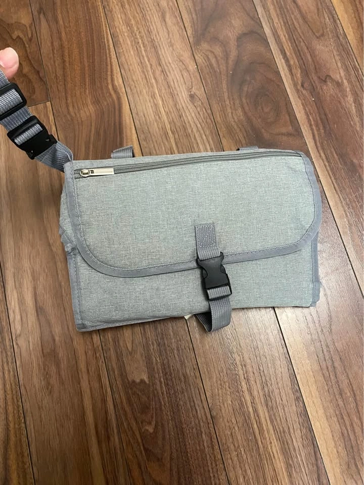 Portable Baby Changing Mat - photo 3
