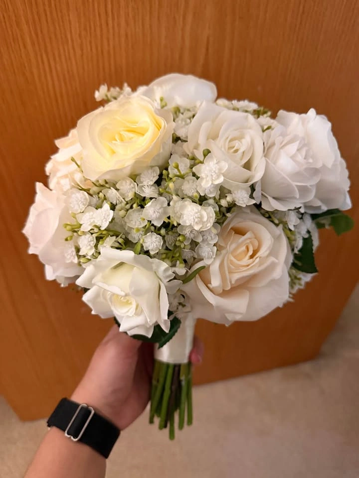 Bride Flower Bouquet - photo 2