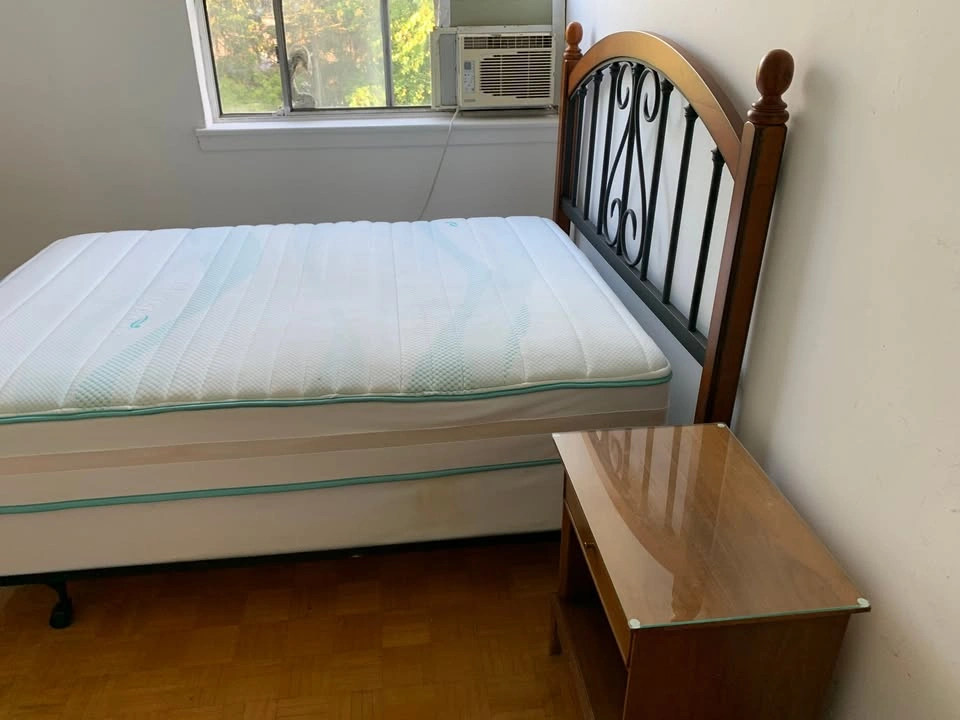 Private room for rent - photo 2